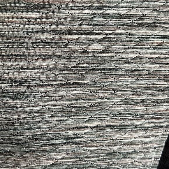 *$2/30* Athleta 1/4 zip quilted pullover in gray/purple heather with black trim - Picture 5 of 8